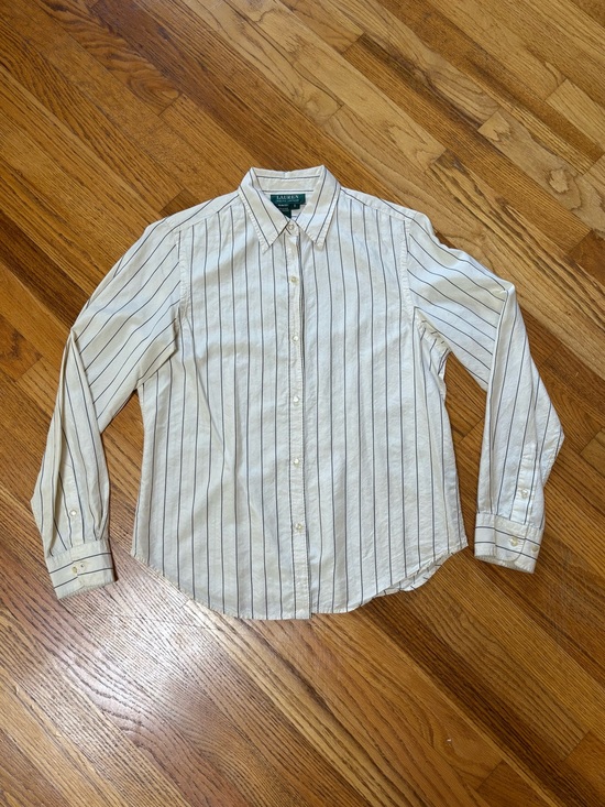 Ralph Lauren Tops - Vintage Y2K Lauren Ralph Lauren 100% silk button up Oxford blouse size 6 EUC